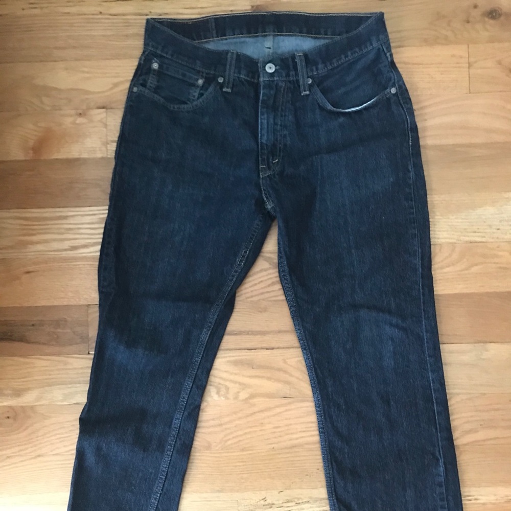 Men’s Levi’s 559 32x32 dark wash, good condition